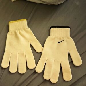 Nike‎ Cream Knit Gloves
